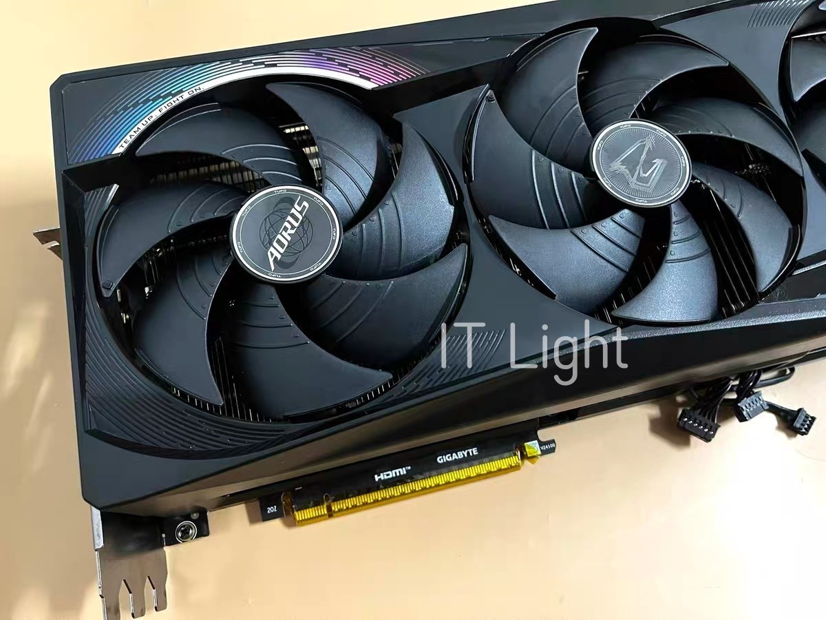 Clearance* (FOR PARTS) Gigabyte RTX 5090 AORUS MASTER (No Core