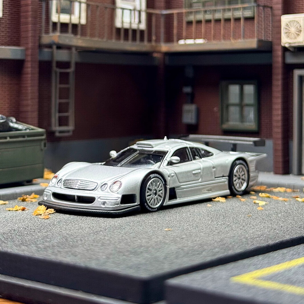 XCARTOYS 1/64 Scale Mercedes-Benz CLK GTR Diecast Car Model