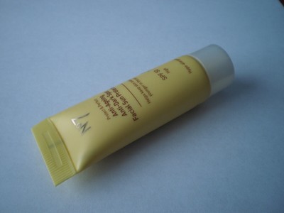Boots No 7 Anti-Aging Anti-Dark Spot Gesichts-Sonnenschutz 10ml