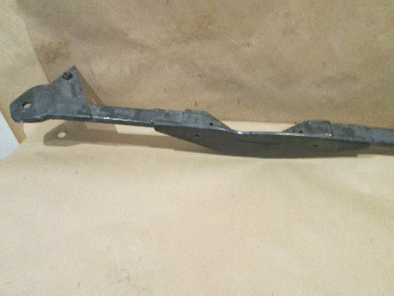 Lamborghini Urus- RH Brace Underbody  P/N 4M0803228B