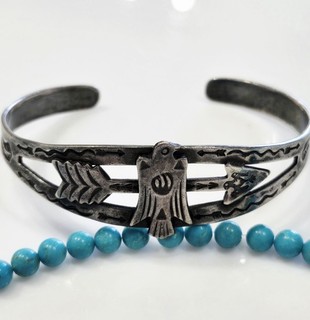 Vintage Old Pawn Navajo Harvey ERA "THUNDERBIRD" STERLING SILVER Bracelet