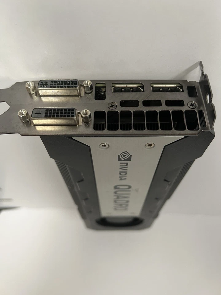 Tarjeta de gráficos de video NVidia Quadro K6000 12 GB GDDR5 699-52081-0500-210 B Foto 3 de 4