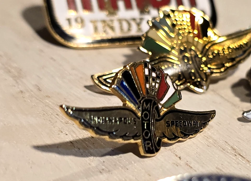 Vintage Indianapolis Motor Speedway Lapel Pin Lot Wings Indy 500 Marsh 1993 2011 - Image 4 of 4
