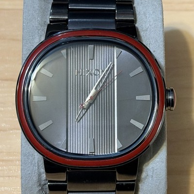 Nixon The Capital 