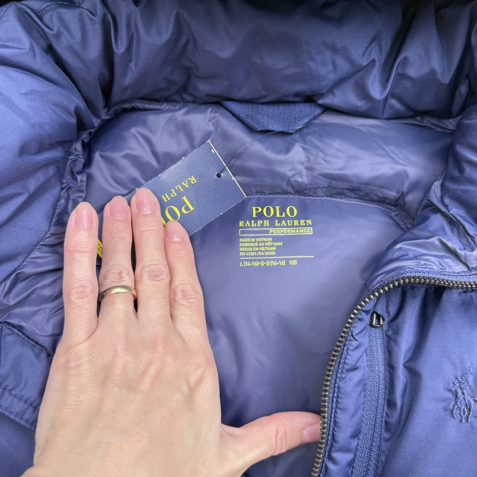 Nueva chaqueta acolchada POLO Ralph Lauren para niños L (14/16) azul marino 75 % plumón con capucha $155 Foto 4 de 4