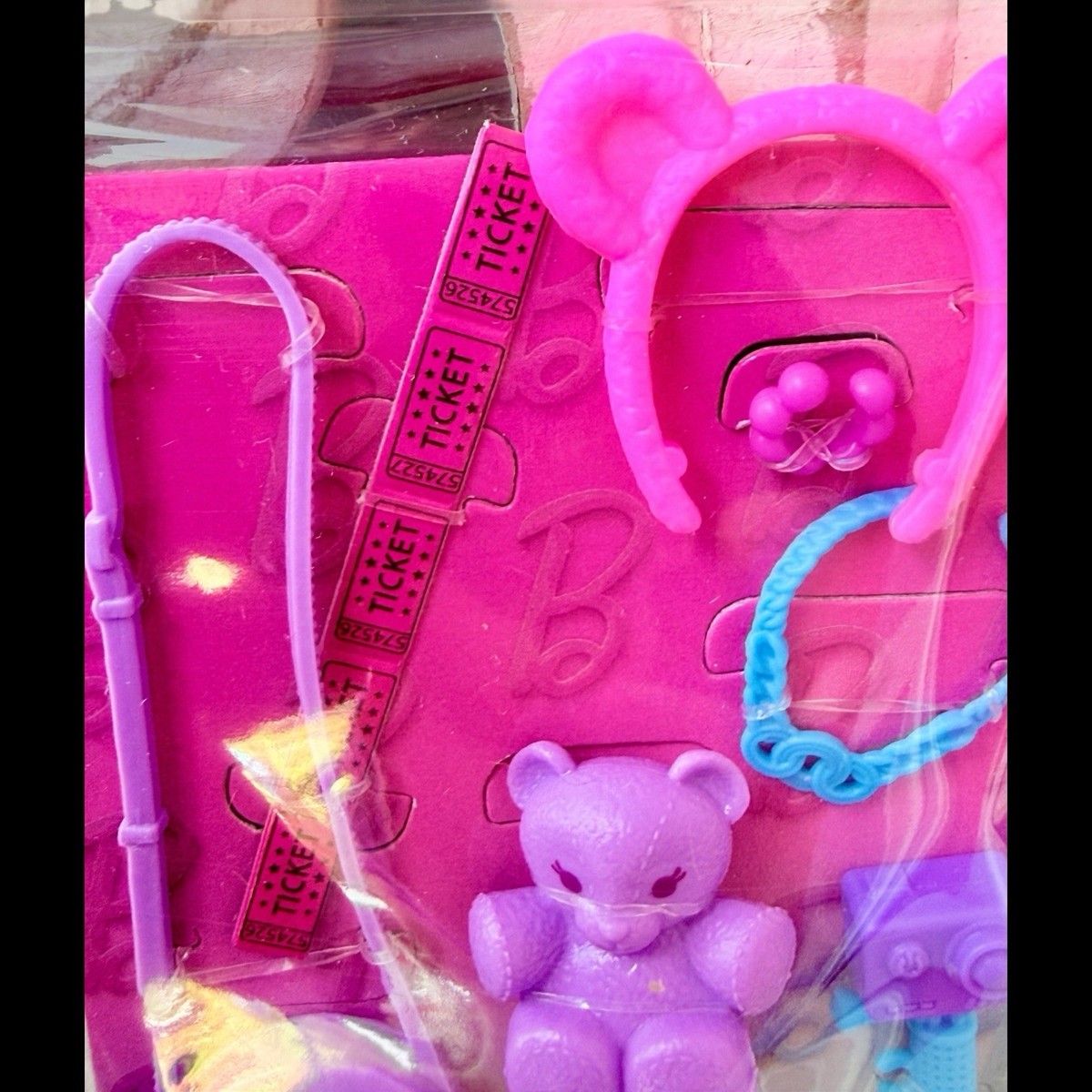 Barbie Accessories Pack Mattel HYV08 Bear Purse Headband Camera