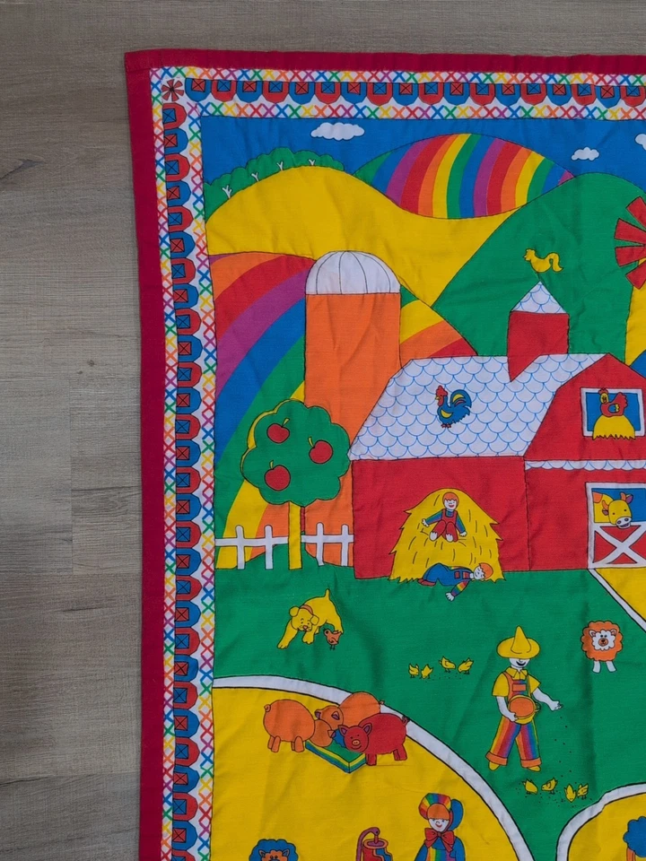 Manta con panel de tela Rainbow Barnyard 32" x 40" colgante de pared habitación infantil Foto 3 de 4