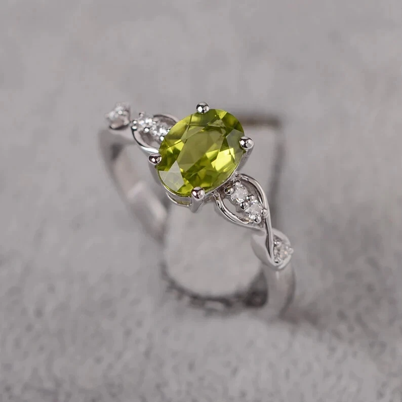 Peridot ring sterling silver engagement ring August birthstone oval cut ring - Image 2 of 3