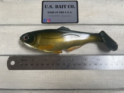 Weedless Swimbait 7  Color golden shiner Lot Of 1 Bait