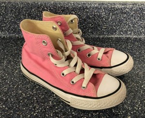 girls converse tennis shoes