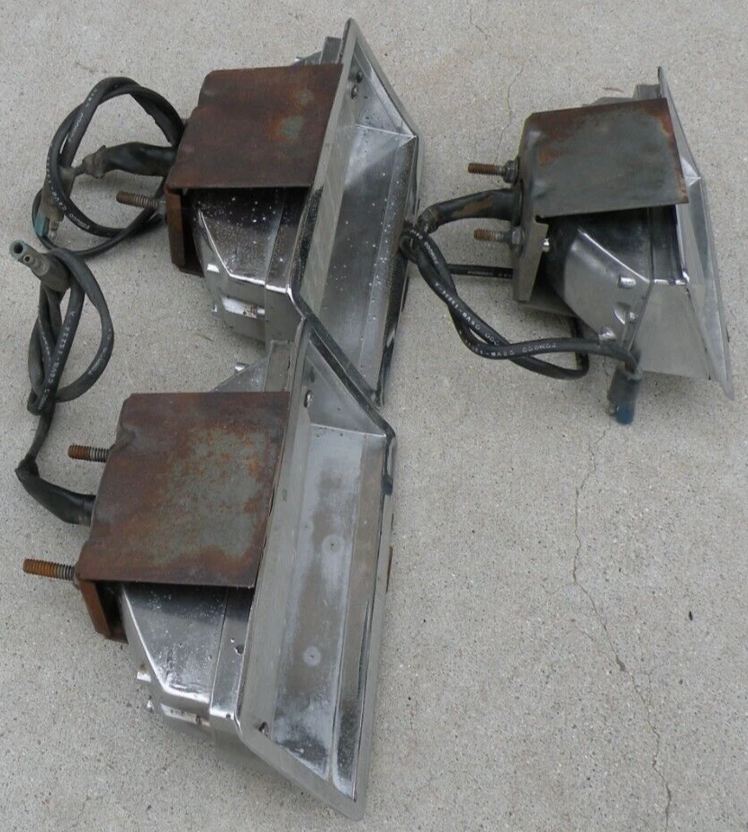 LINCOLN CONTINENTAL DELANTERO DERECHO INTERMITENTE DERECHO APARCAMIENTO 1966 1967 66 67 OEM Foto 4 de 4