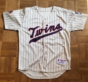twins cream jersey