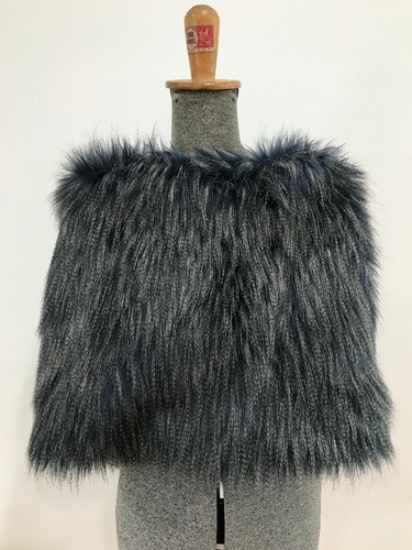 EUC CARLA ZAMPATTI NAVY FAUX FUR ROYAL 