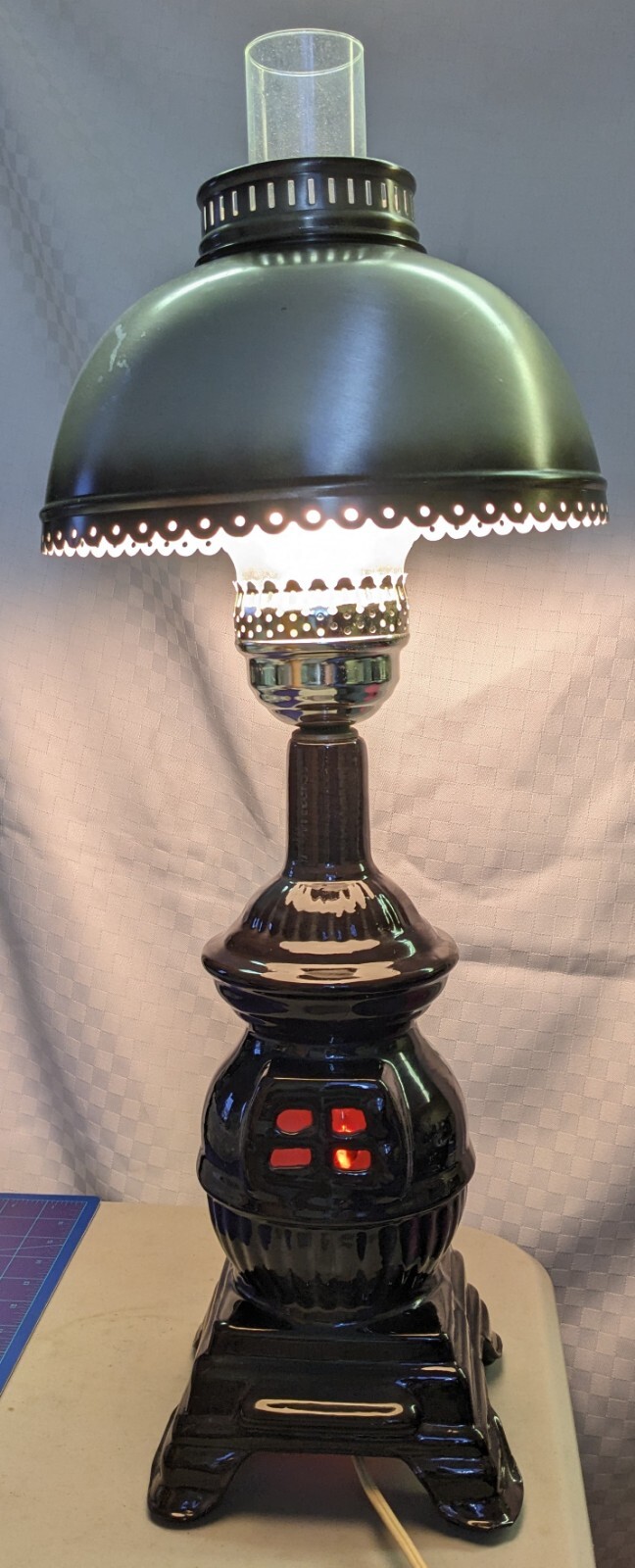 Vintage Ceramic Pot Belly Stove Lamp Plug In Black w/ Red Fire Light