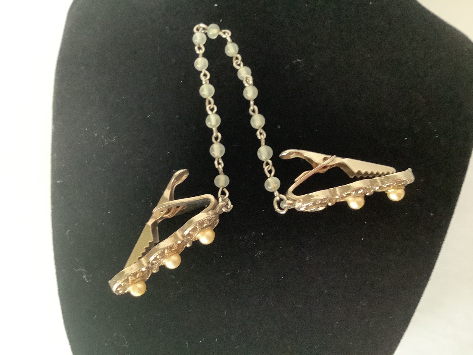 Rectangular sweater clip Round  Missing Faux Pearl - image 3