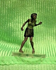 zombie plastic undead d d mini fig miniature painted female living dead corpse 