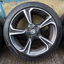 Vauxhall Corsa F 17” Alloy Wheel / Tyre 205/45/17 Black / Silver GM 39182183 F4