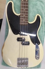 FENDER MEXICO MIKE DIRNT ROAD WORN electric bass