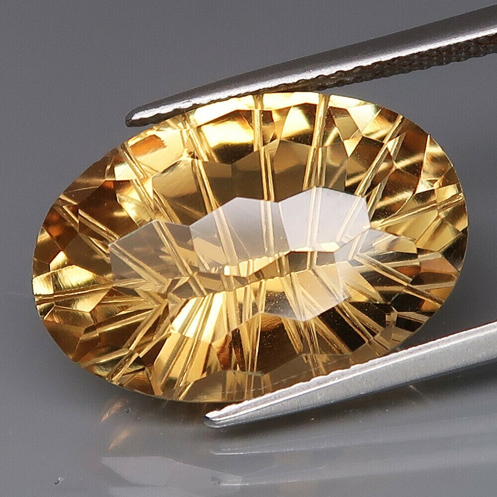 Citrine du Brésil 12,70 carats ovale fantaisie, pierre pour bague de cocktail