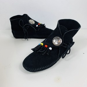 women's beaded moccasins