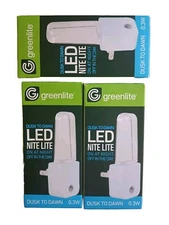 LED NITE LITE GREENLITE DUSK TO DAWN SENSOR 3 Pack Plug-In