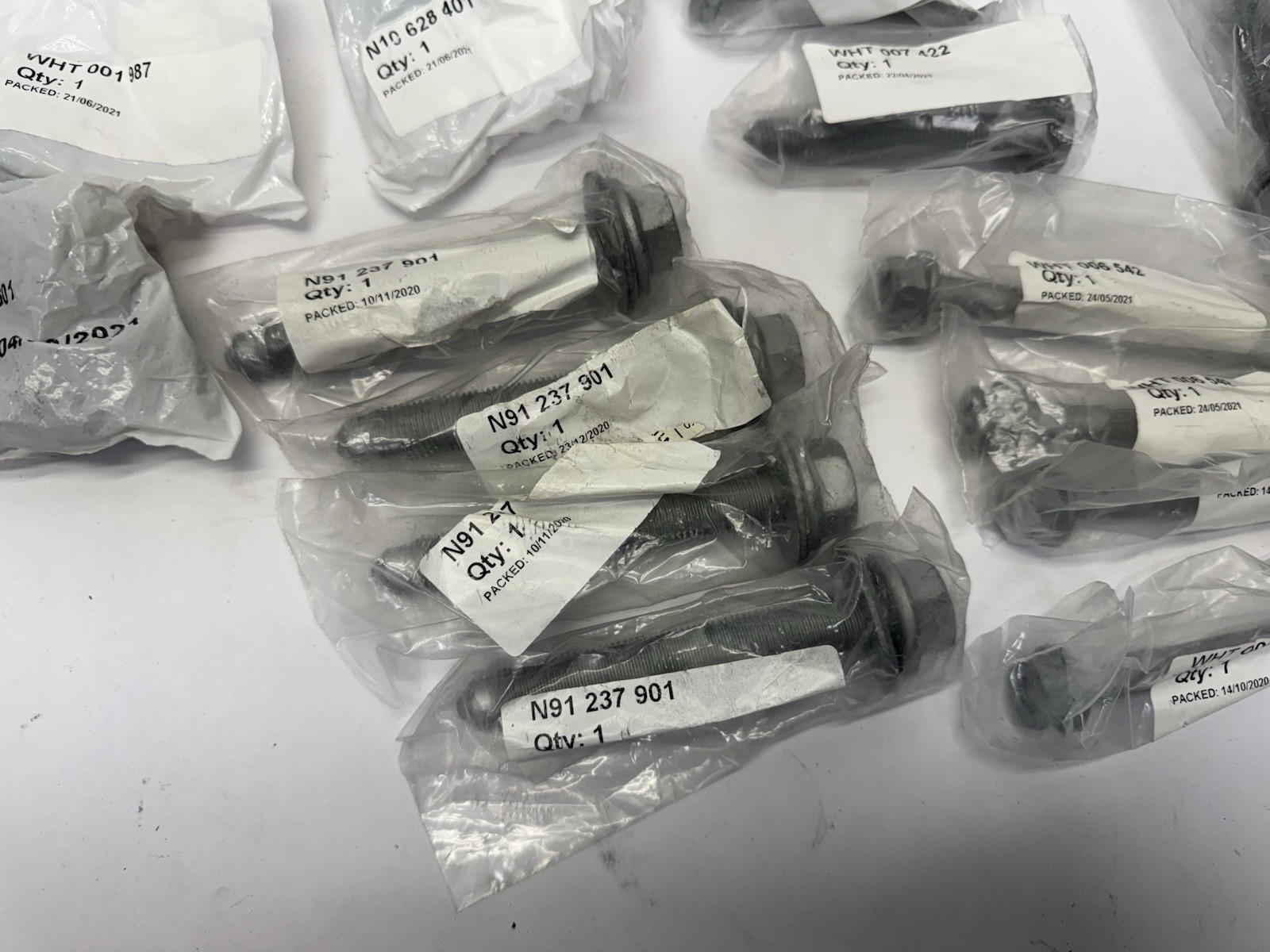 25pc Lot Of Genuine Bentley Hardware Suspension Bolts Nuts OEM NEW