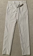 ATHLETA Skinny pants, Size 4. Lightweight fabric. Extra pockets.
