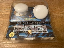 Gainsborough Porcelain Bed And Bath Locking Door Knobs White & Gold - Damaged