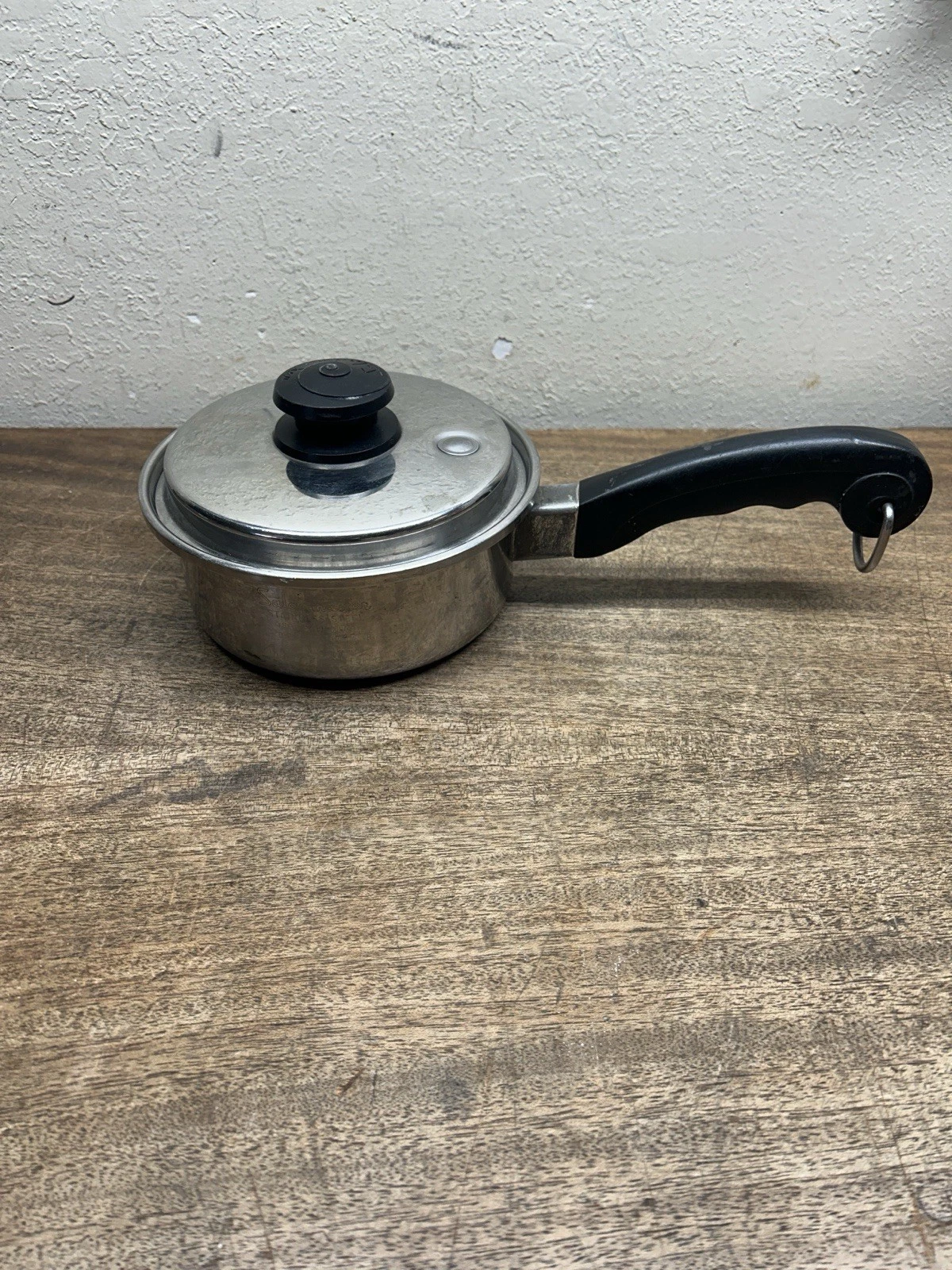 Vintage Salad Master 1 Quart Stainless Steel 18-8 Tri-clad Sauce Pan w/Vapo Lid