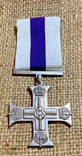 WW1 1914-18 military cross silver plated named h j Parker.