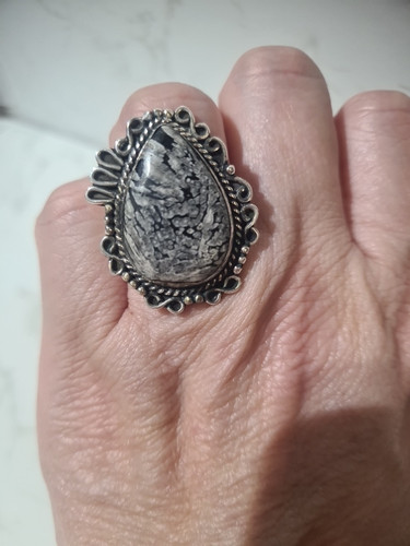 Ladies Sterling Silver 925 Statement Ring Size R Teardrop Stone - Picture 2 of 8