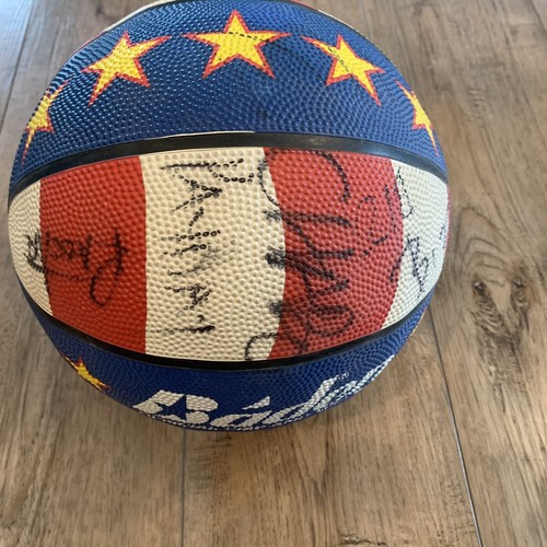 Autographed Signed Harlem Globetrotters Basketball MULTIPLE Signatures 1994 VTG - Picture 4 of 6