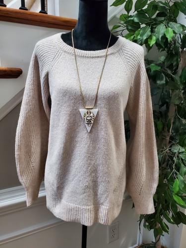 Long Sleeve Knit Sweater Size 