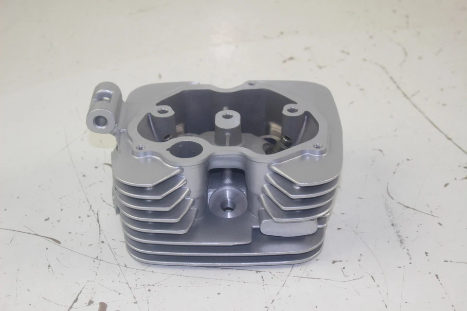 DSF 200 SMF 200 DTF 200 2007 United Motors culata UM-410-0007A Foto 2 de 4