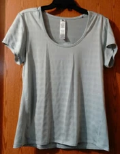 Active Life women's short sleeve shirt,  EUC size L 