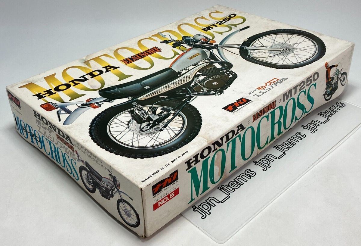 HONDA MT250 エルシノア　モトクロス ナガノ　プラモデルキット　新品 Nagano 1/8 Plastic Model Kit Honda Motocross Elsinore MT250