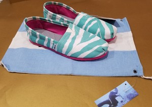 zebra print toms