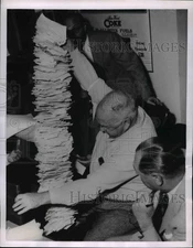 1954 Press Photo NJ Election board William Surran, William Stringer count votes