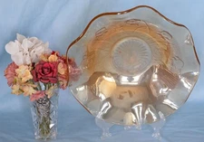 Beautiful,vintage Jeannette Glass Company Bowl. Iris and Herringbone Pattern USA