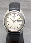 Rare vintage Seiko 5 automatic day date movement number 7009A japan made Watch.