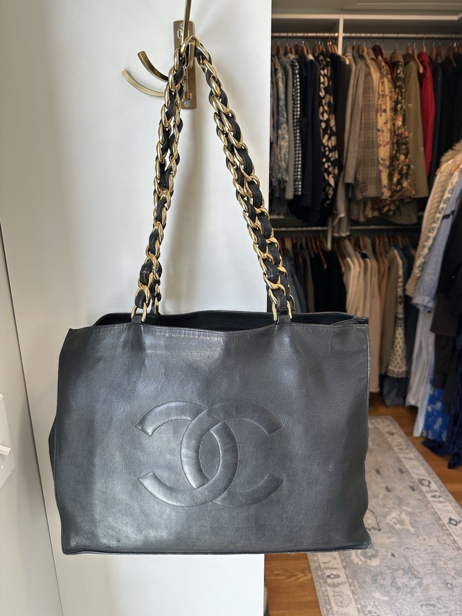 【オールド】シャネル Authentic CHANEL CC Logo Chain Shoulder Tote Bag Leather Black