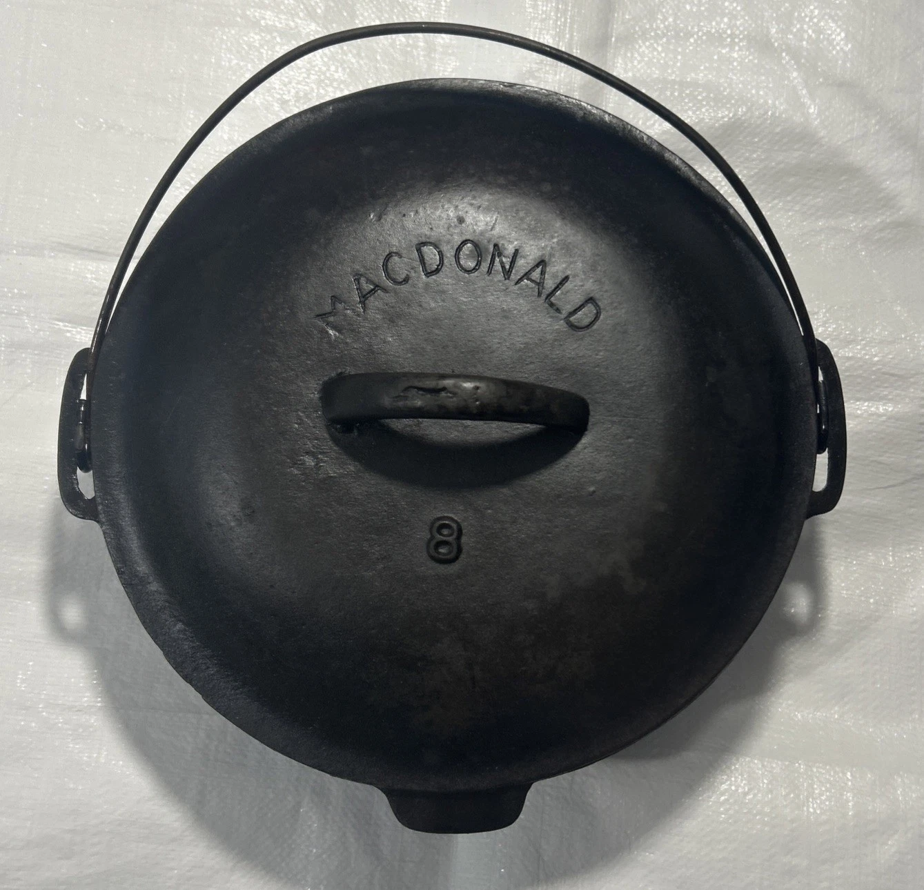 Vintage Cast Iron MACDONALD Number 8 Dutch Oven With Lid