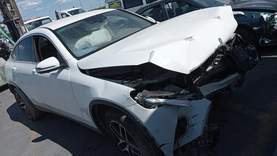 A2539062201 PILOTO TRASERO DERECHO INTERIOR / 6995043 PARA MERCEDES-BENZ CLASE G - Imagen 4 de 4