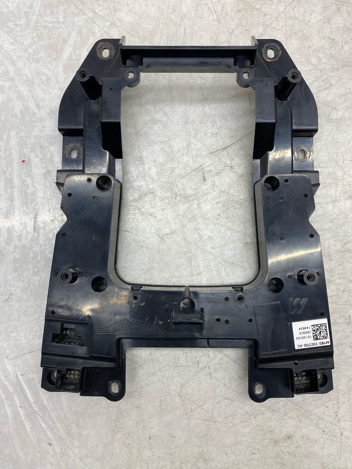 2020-2025 ASTON MARTIN DBX CENTER CONSOLE DRIVE MODE SWITCH PANEL MY83-13D730-AC
