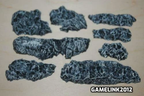 Unbranded Lionel Standard Gauge Model Railway Scenery & Trees