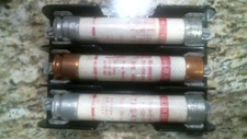 GOULD SHAWMUT 60605, 3 SLOT FUSE HOLDER W/3 TRS 40R FUSES 60A, 600V -FREE SHIP
