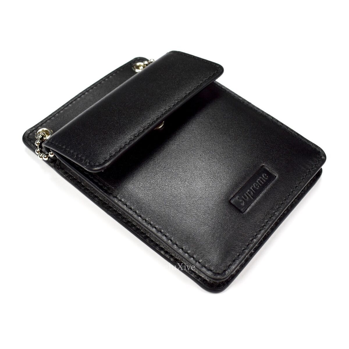NWT Supreme Black Leather ID Holder Neck Chain Box Logo NWT Supreme Black Leather ID Holder Neck Chain Box Logo
