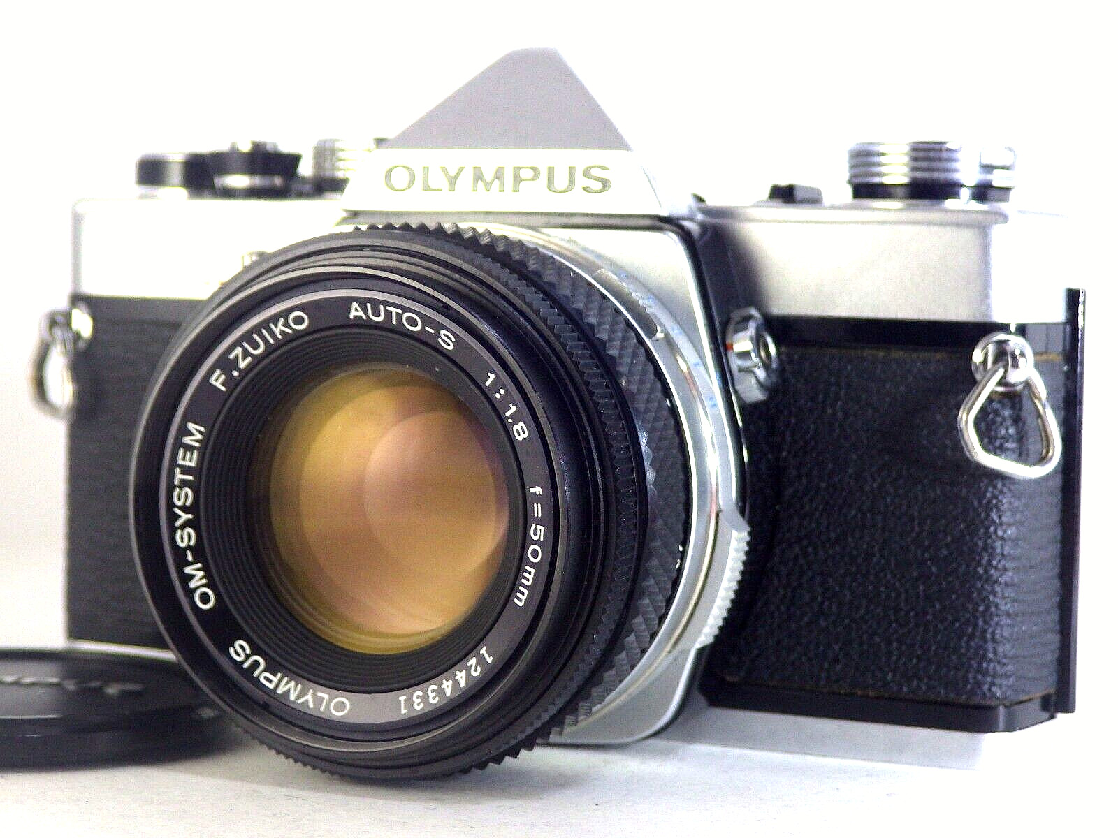 Olympus OM-1 Silver 35mm Film Camera w/ F.Zuiko Auto-S 50mm f/1.8 Lens SLR JAPAN
