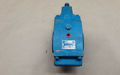 VICKERS EATON CORPORATION RT-10-D4-20 / RT10D420 250-1000 psi #20A37PR2