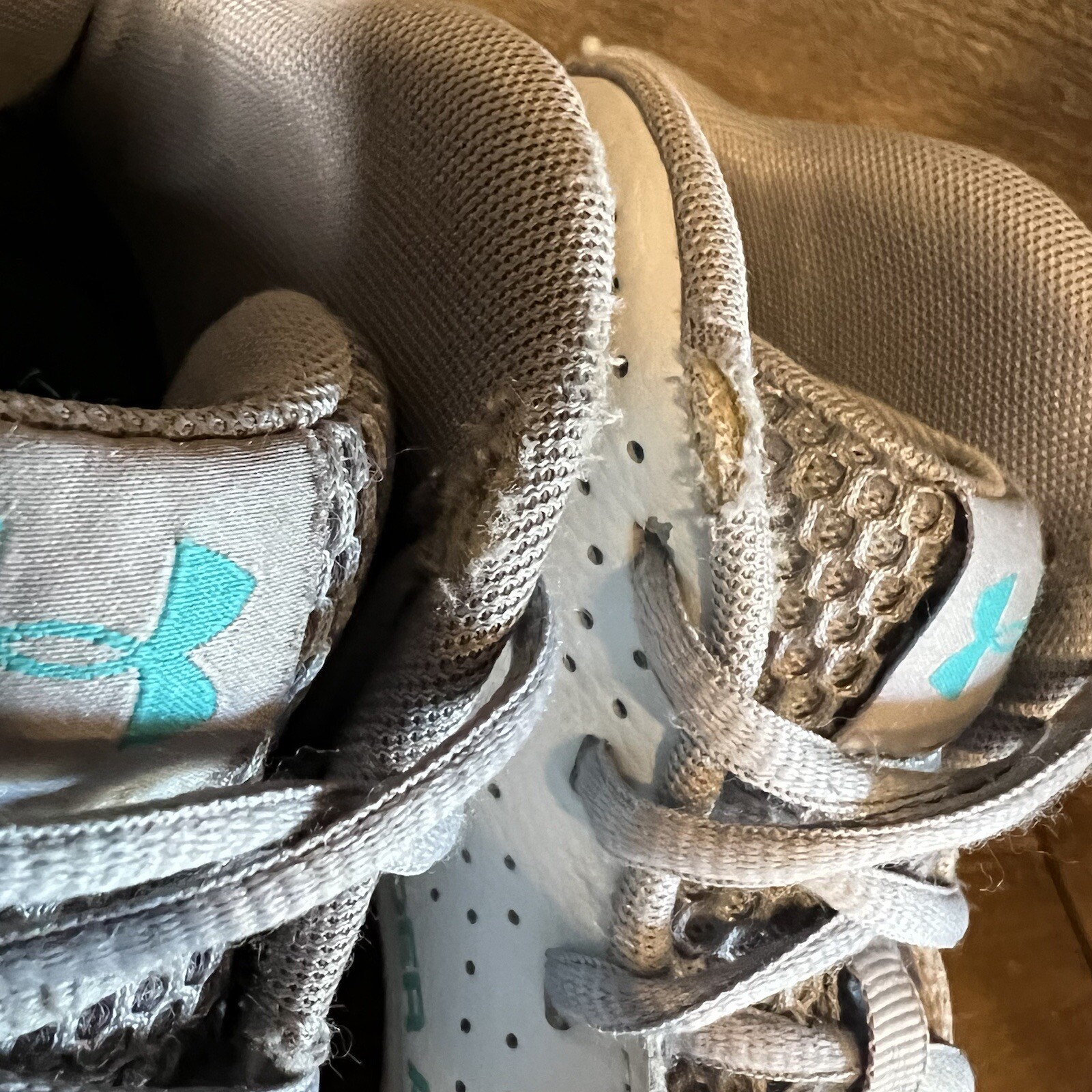 Childerns Big Kids Under Armour Jet 21 Gray Basketball Shoes Sneakers Size 4.5 Y thumbnail 4